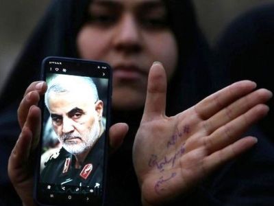 Сулеймани на экране смартфона. Фото: facebook.com/alexandr.hotz Сулеймани на экране смартфона. Фото: facebook.com/alexandr.hotz